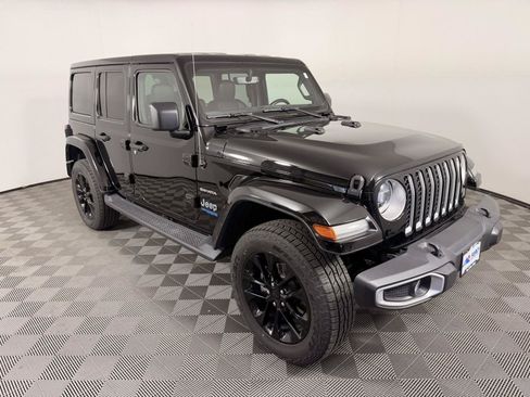 Used 2021 Jeep Wrangler Unlimited Sahara AWD/4WD image 10