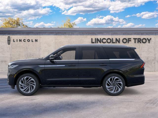 New 2026 Lincoln Navigator Reserve AWD/4WD image 3