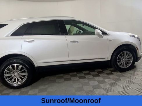 Used 2017 Cadillac XT5 Luxury w/ Driver Awareness Package image 4