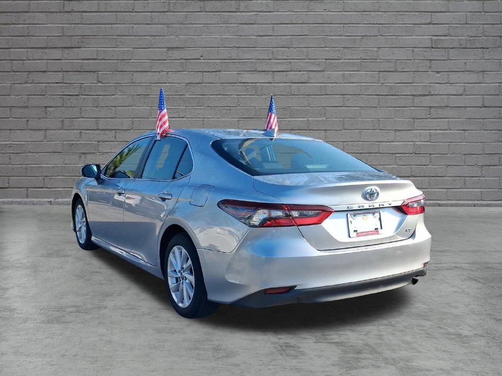 Used 2024 Toyota Camry LE w/ Convenience Package FWD image 4