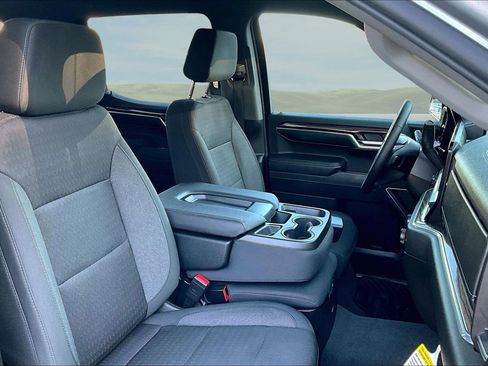 Used 2023 Chevrolet Silverado 1500 RST image 21