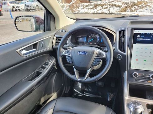 Used 2023 Ford Edge SEL image 8