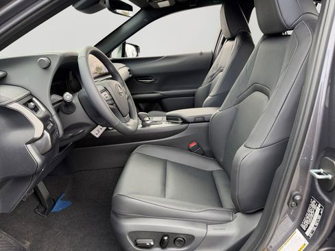 New 2026 Lexus UX 300h AWD image 12