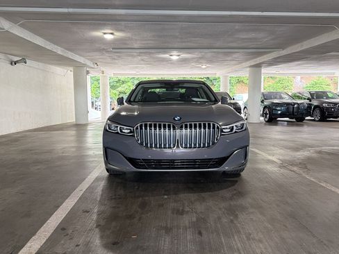 Used 2020 BMW 740i RWD image 5