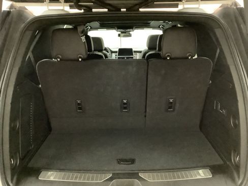 Used 2023 GMC Yukon AT4 AWD/4WD image 7