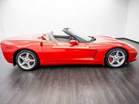 Used 2008 Chevrolet Corvette Convertible w/ Preferred Equipment Group image 6