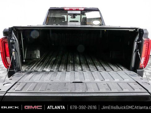 Used 2024 GMC Sierra 1500 AT4 w/ Technology Package AWD/4WD image 31