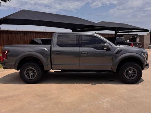 Used 2020 Ford F150 Raptor w/ Equipment Group 802A Luxury AWD/4WD image 9