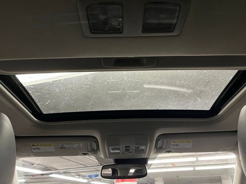 Used 2019 MAZDA CX-5 Touring image 8