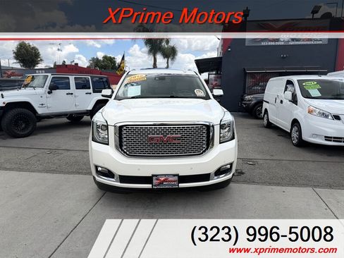 Used 2015 GMC Yukon Denali w/ Premium Package RWD image 2