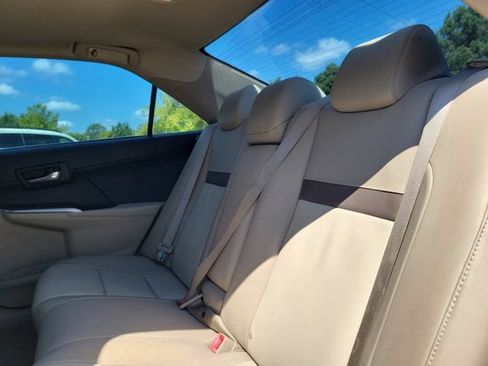 Used 2014 Toyota Camry XLE w/ Leather Package FWD image 8