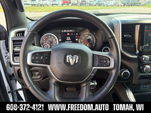 Used 2022 RAM 1500 Big Horn AWD/4WD image 14