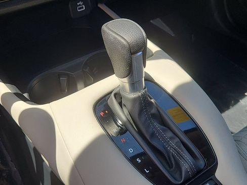 Certified 2024 Honda HR-V LX image 22