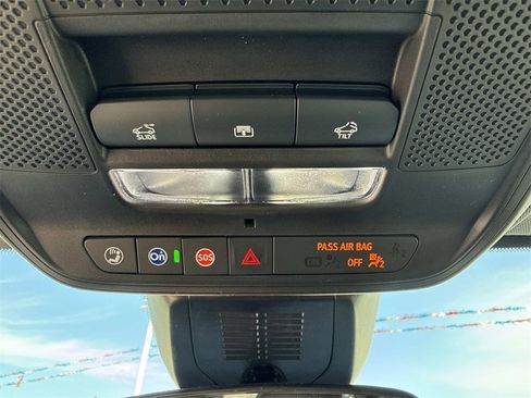 New 2026 Chevrolet Equinox LT image 21