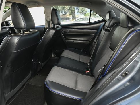 Used 2018 Toyota Corolla SE w/ Carpet Mat Package (TMS) FWD image 32