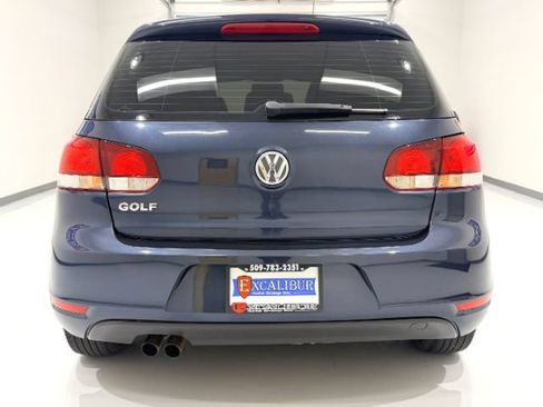 Used 2013 Volkswagen Golf 4-Door FWD image 10
