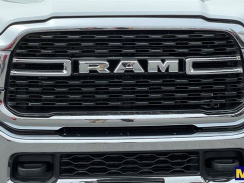 Used 2024 RAM 2500 Big Horn image 37