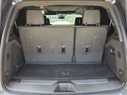 Certified 2025 Cadillac Escalade Premium Luxury w/ LPO, Floor Liner Package AWD/4WD image 30