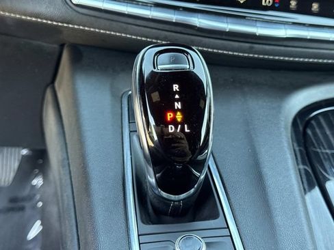 Used 2023 Cadillac Escalade Sport AWD/4WD image 15