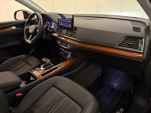 Certified 2023 Audi Q5 2.0T Premium w/ Convenience Package image 31