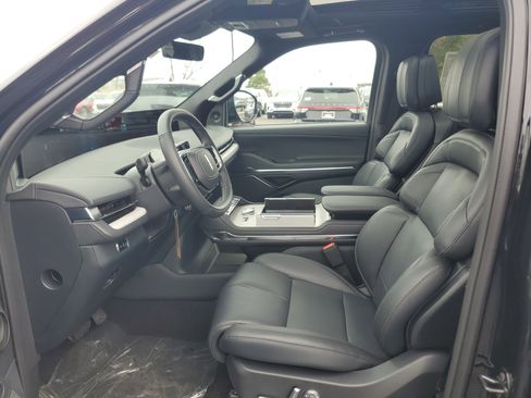 New 2026 Lincoln Navigator Reserve image 12