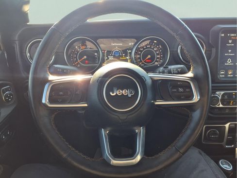 Used 2023 Jeep Wrangler Altitude image 15