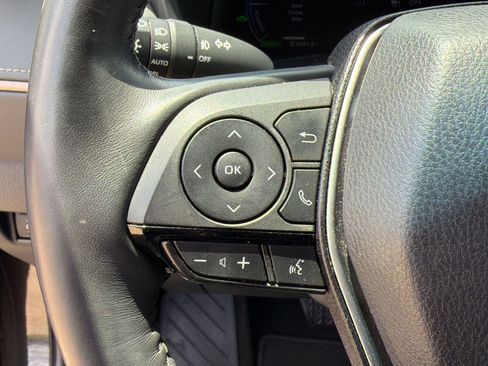Used 2023 Toyota Venza Limited AWD/4WD image 15