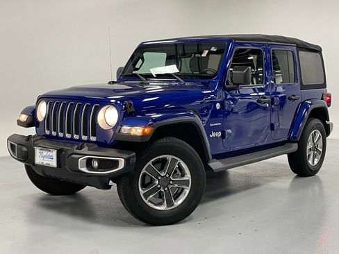 Used 2018 Jeep Wrangler Unlimited Sahara image 1