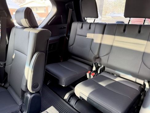 Used 2023 Lexus GX 460 Premium image 11