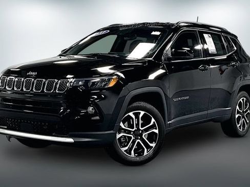 Used 2023 Jeep Compass Limited AWD/4WD image 3
