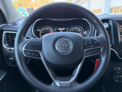 Used 2020 Jeep Cherokee Latitude image 22