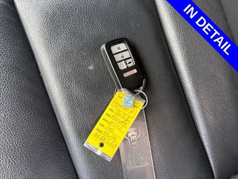Certified 2022 Honda Pilot Special Edition image 18