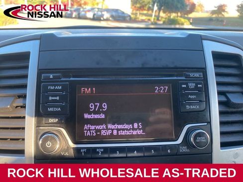 Used 2015 Nissan Frontier SV image 21