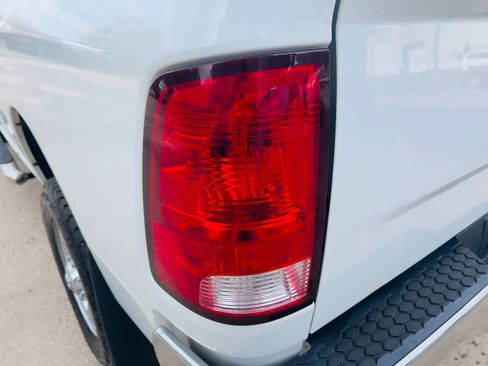 Used 2016 RAM 2500 SLT AWD/4WD image 11