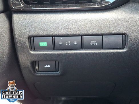Used 2024 Nissan Sentra SR FWD image 26