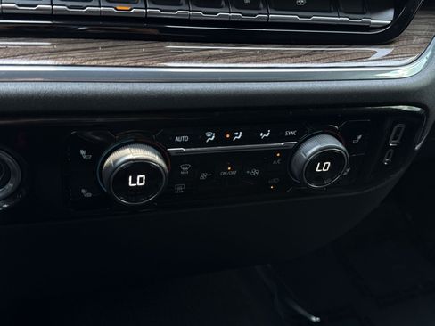 Used 2023 Chevrolet Silverado 1500 LT AWD/4WD image 21