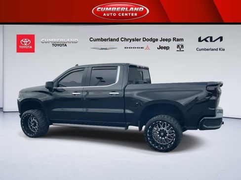 Used 2020 Chevrolet Silverado 1500 High Country w/ Technology Package image 6