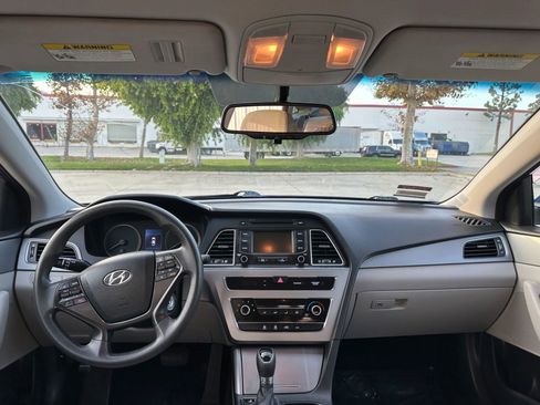 Used 2015 Hyundai Sonata SE w/ Option Group 09 image 5