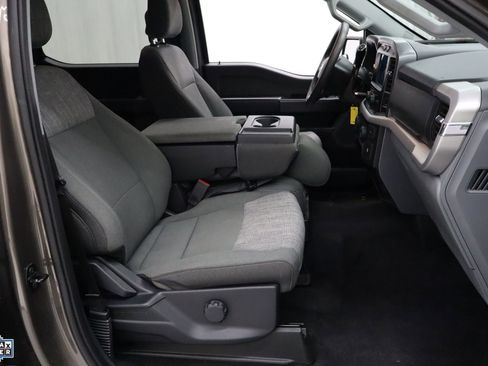 Certified 2023 Ford F150 XLT image 28