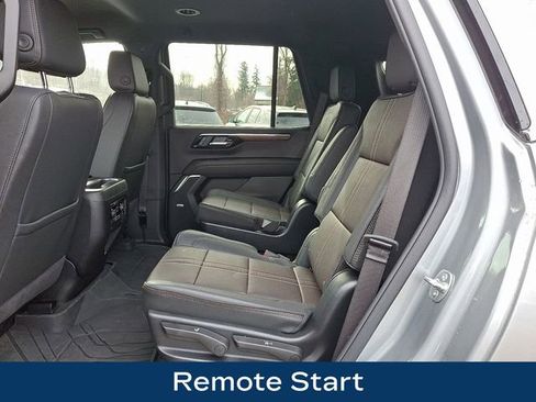 Used 2025 Chevrolet Tahoe High Country image 13