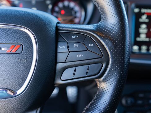 Used 2020 Dodge Challenger SXT w/ Plus Package image 12