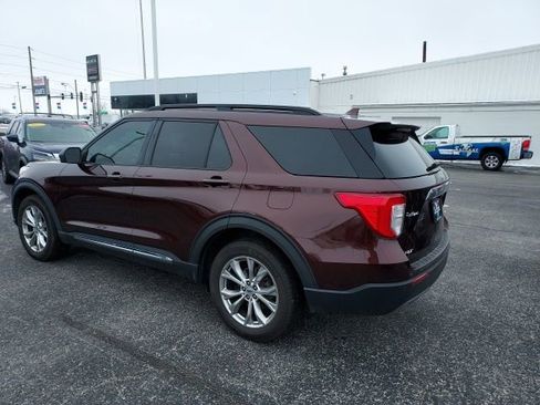 Used 2020 Ford Explorer XLT w/ Equipment Group 202A image 10