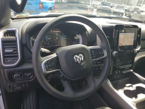 Used 2025 RAM 1500 Big Horn AWD/4WD image 15