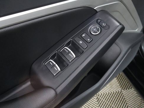 Used 2023 Acura Integra FWD image 36