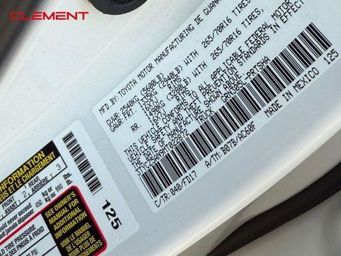 Used 2021 Toyota Tacoma TRD Off-Road image 27