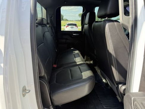 Used 2021 Chevrolet Silverado 2500 W/T w/ WT Convenience Package AWD/4WD image 9