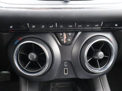 Used 2023 Chevrolet Blazer LT w/ Convenience Package FWD image 24