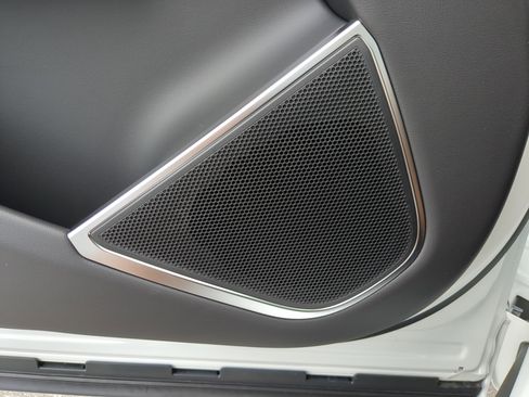 New 2026 Jaguar F-PACE R-Dynamic S image 19