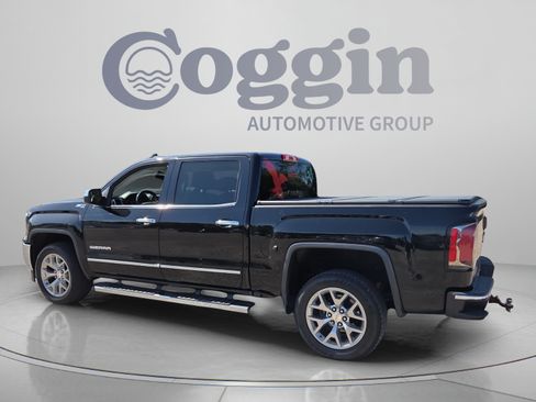 Used 2018 GMC Sierra 1500 SLT w/ SLT Premium Package AWD/4WD image 3