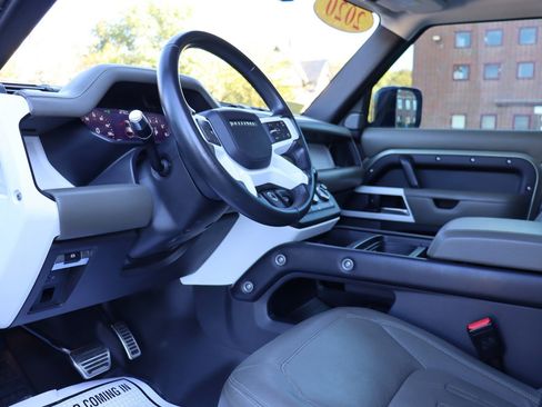 Used 2020 Land Rover Defender 110 HSE image 11